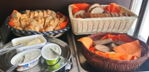 Leipäkori - Brödkorg - Bread Basket